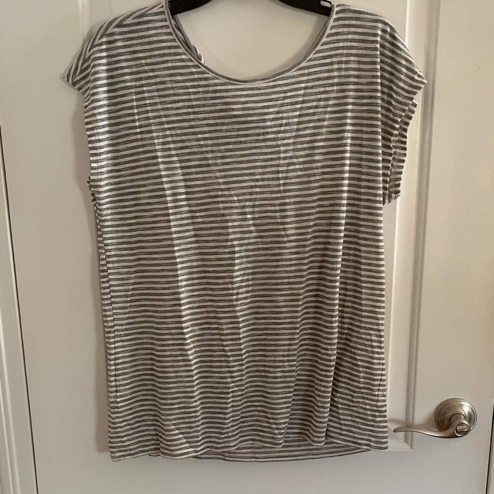 Loft Striped Gray Women's Short Sleeve Tee
